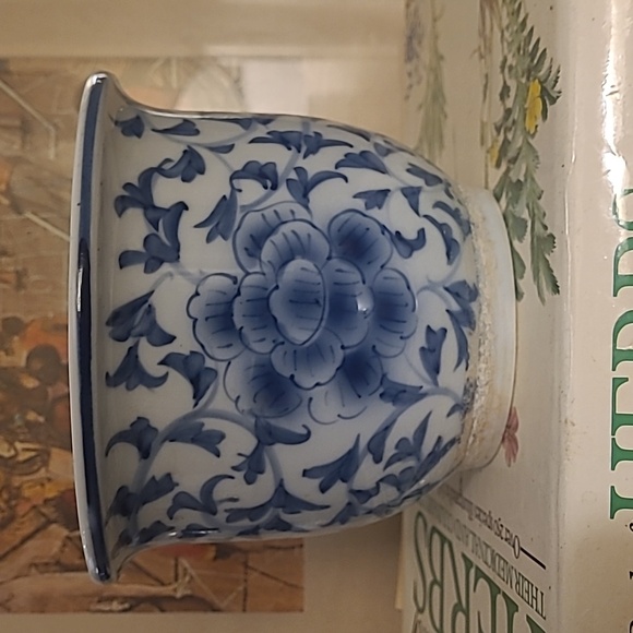 VINTAGE CHINOISERIE BLUE & WHITE PLANTERS SET OF 4 - Picture 5 of 16